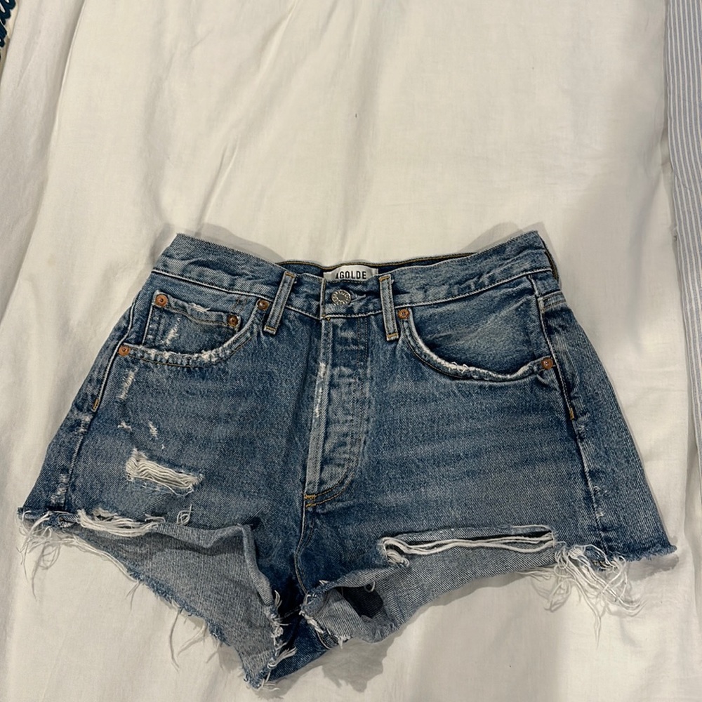 AGOLDE distressed jean short size 25
